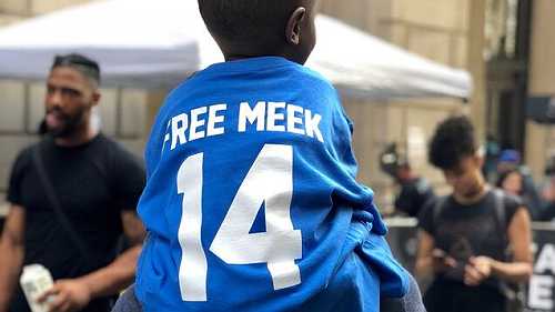 Philly Rallies Behind Meek Mill As Rapper Awaits Judge’s Decision On Possible Retrial Philly Rallies Behind Meek Mill As Rapper Awaits Judge’s Decision On Possible Retrial