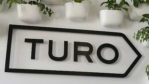 Turo-rented cars were involved in 2 deadly incidents this New Year's. Here's what we know
